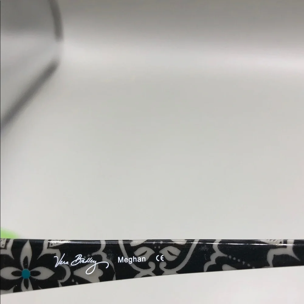 Vera Bradley Meghan Barcelona Elongated Rectangular Glasses 52-17-140 Black NEW